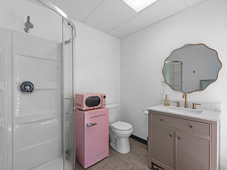 More Photos Of 525 Blossom St, Webster Medical For Sale