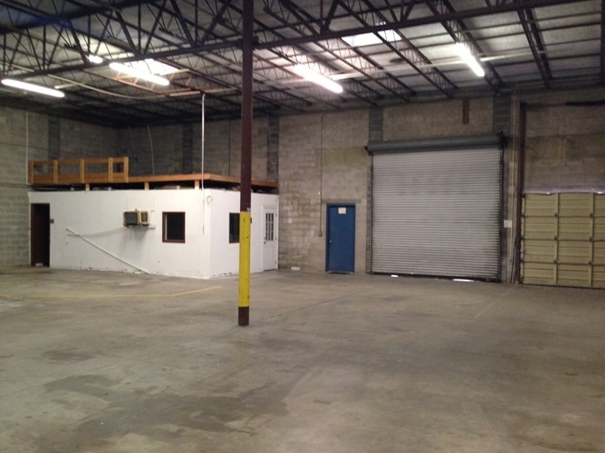 More Photos Of 3028 Mercury Rd, Jacksonville Warehouse For Lease