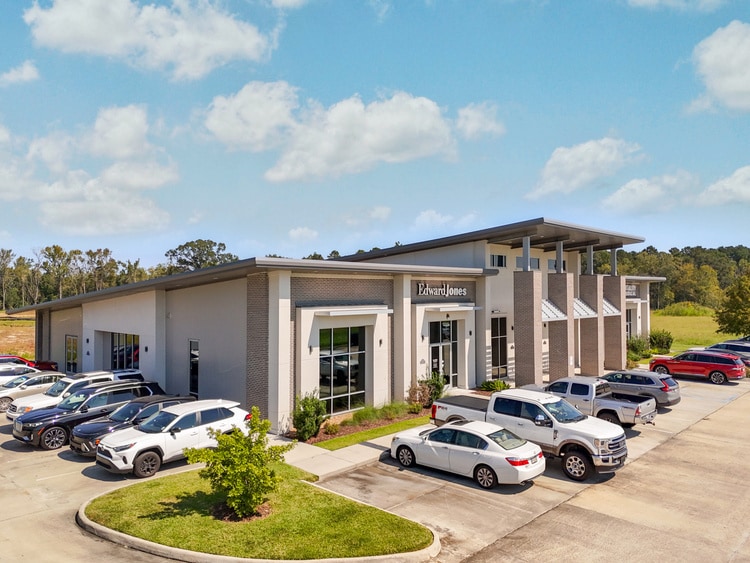 More Photos Of 9201 Baringer Foreman Rd, Baton Rouge Loft Creative Space For Sale