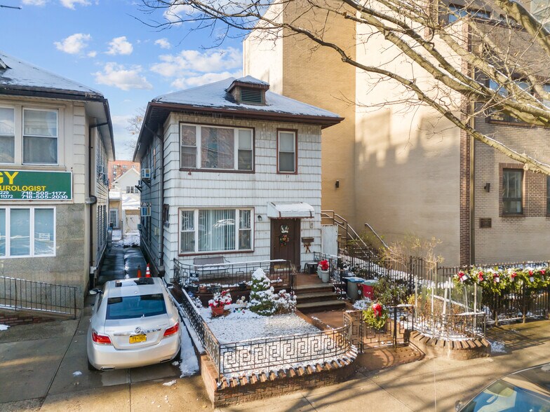 More Photos Of 2504 Ocean Ave, Brooklyn Land For Sale