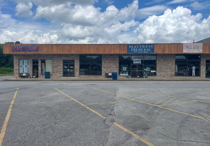 More Photos Of 2038 US Highway 45 Byp, Trenton General Retail For Sale