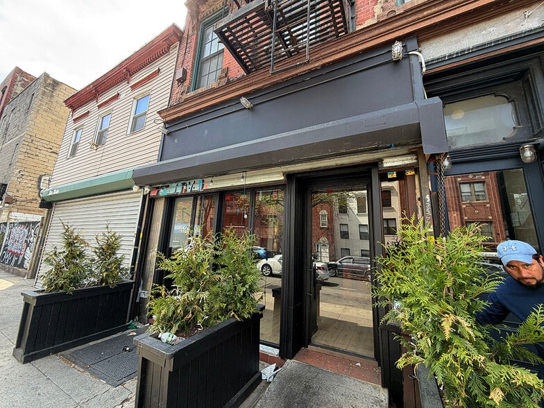 More Photos Of 340 Franklin Ave, Brooklyn Restaurant For Lease