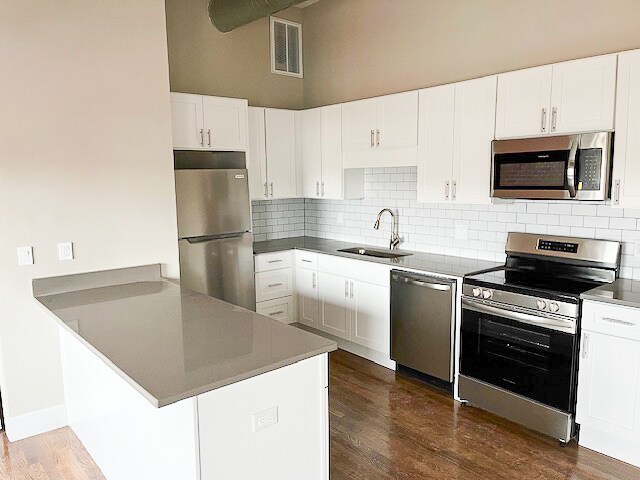 More Photos Of 1212 Meridian St, Anderson General Retail For Sale