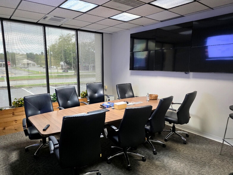 More Photos Of 2525 Eastern Blvd, York Office For Lease