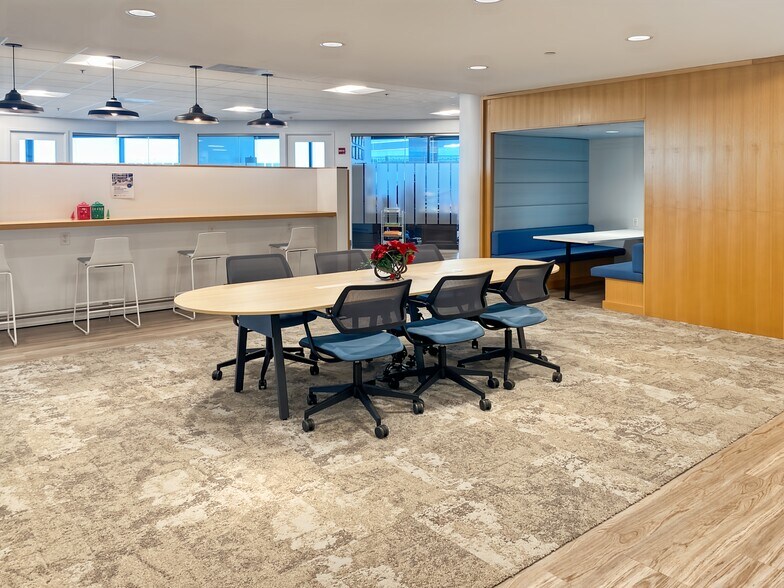 More Photos Of 5 Concourse Pky NE, Atlanta Coworking Space