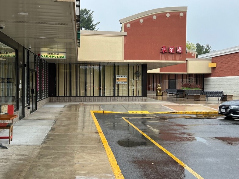 More Photos Of 299 N Central Ave, Hartsdale Unknown For Lease