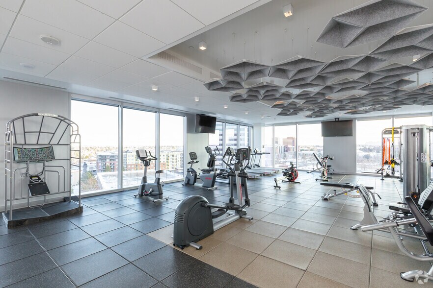 More Photos Of 5050 S Syracuse St, Denver Office For Lease