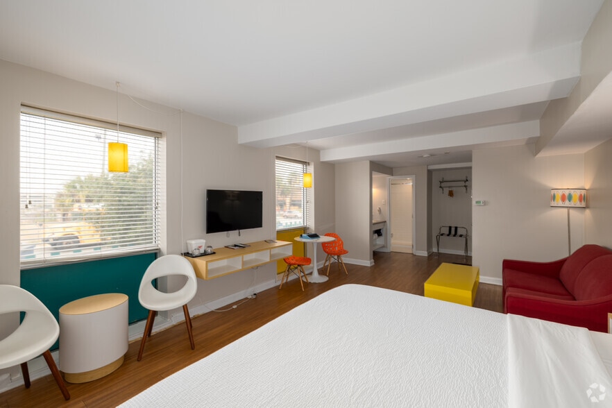 More Photos Of 611 W Oglethorpe Ave, Savannah Hotel For Sale