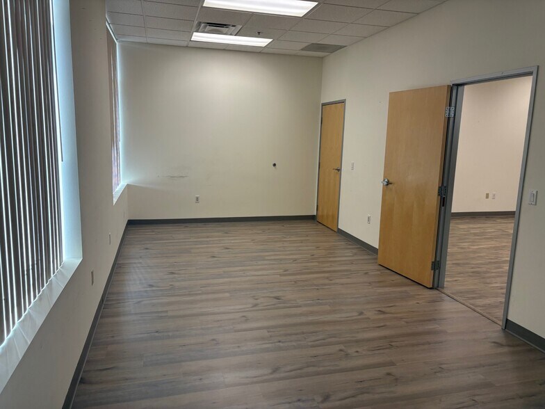 More Photos Of 15342 El Prado Rd, Chino Loft Creative Space For Lease