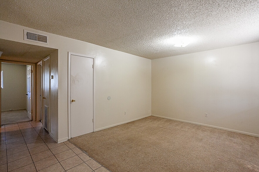 More Photos Of 1750 N Pine St, Kountze Apartments For Sale