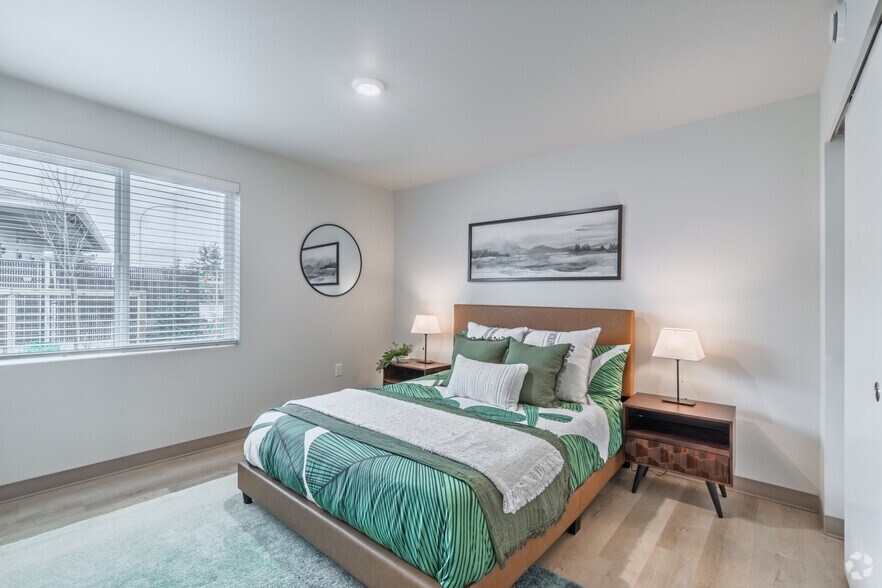 More Photos Of 200 E McCorquedale Rd, Burlington Apartments For Sale