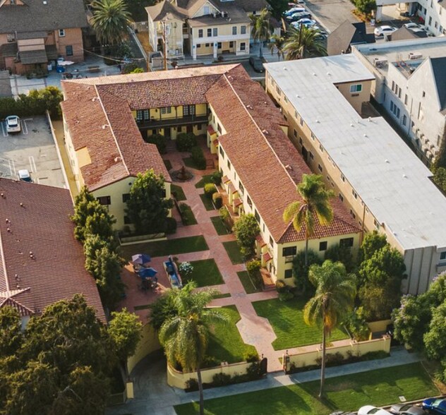 More Photos Of 2623 Ellendale Pl, Los Angeles Apartments For Sale