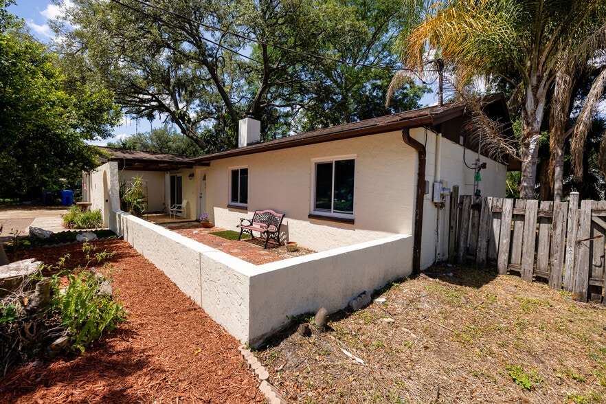 More Photos Of 7128 Wrenwood Cir, Tampa Rehabilitation Center For Sale