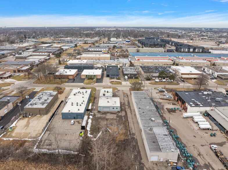 More Photos Of 1216-1218 Combermere Dr, Troy Industrial For Sale