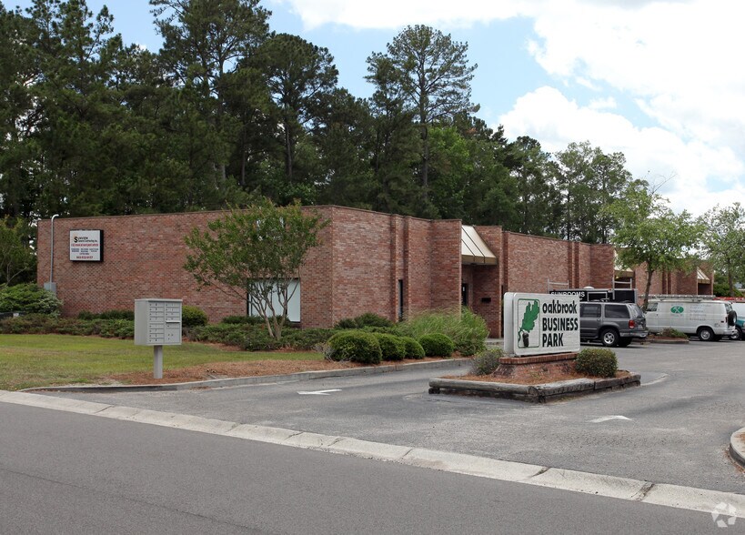 More Photos Of 760 Travelers Blvd, Summerville Flex For Lease