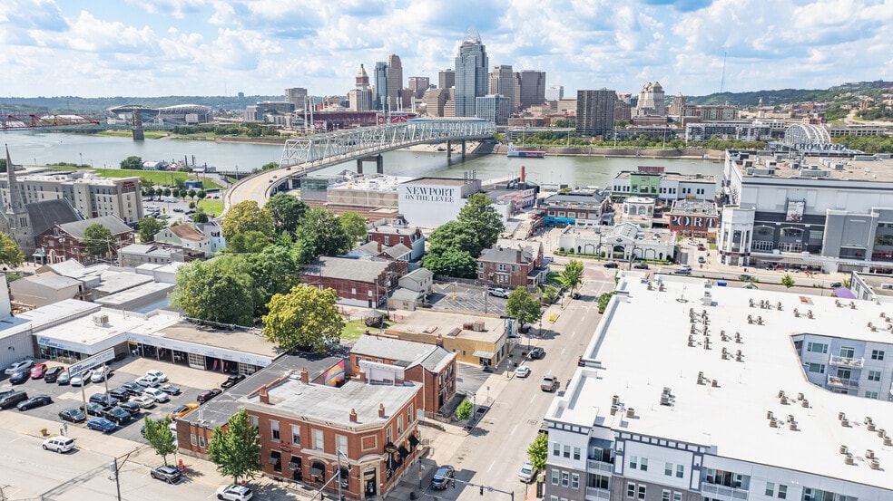 More Photos Of 336 Monmouth St, Newport Restaurant For Sale