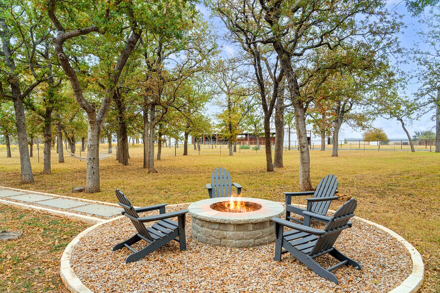 More Photos Of 67 Shaun Ln, Fredericksburg Apartments For Sale