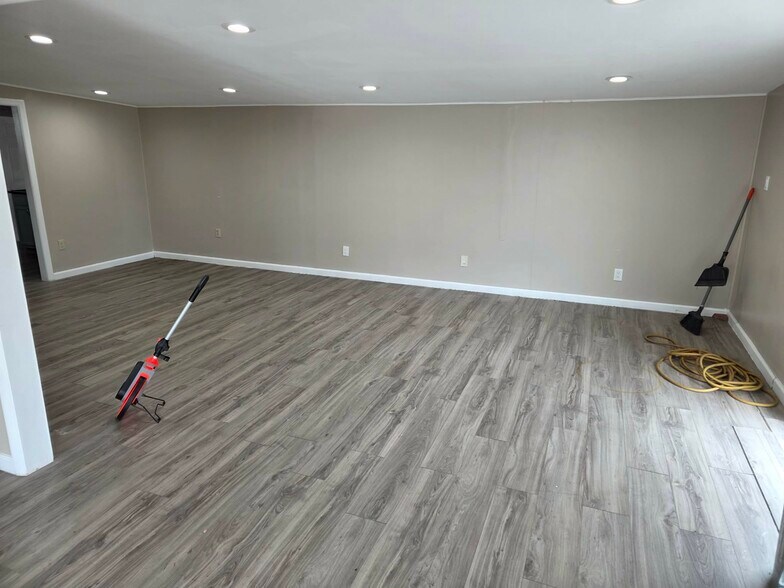 More Photos Of 1 Camac Ave, Mays Landing Freestanding For Sale