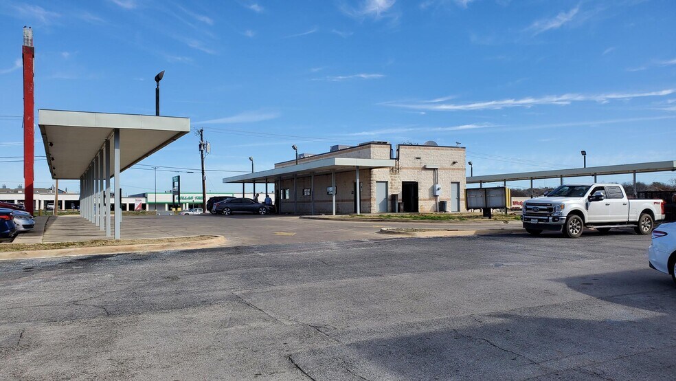 More Photos Of 8625 Camp Bowie West Blvd, Fort Worth Land For Lease