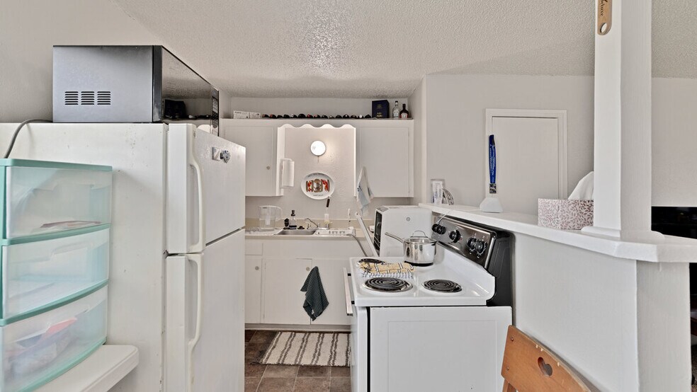 More Photos Of 401 Betchan St, Lake Dallas Apartments For Sale