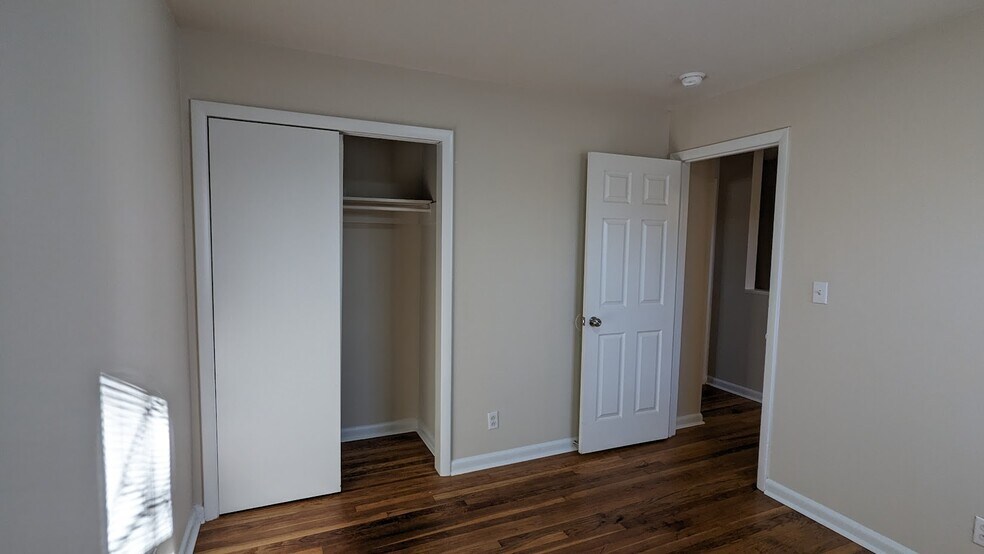 More Photos Of 1507 Tucker St, Greensboro Apartments For Sale