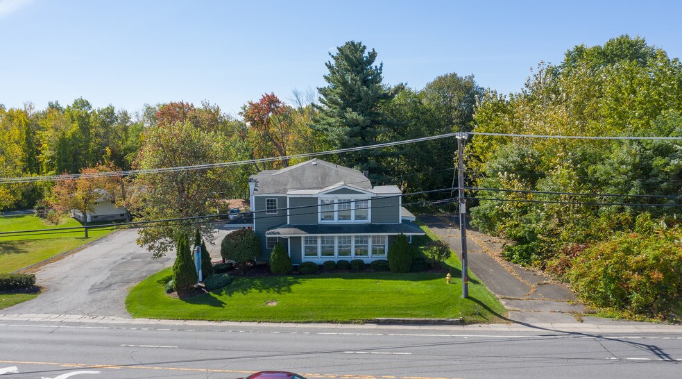 More Photos Of 1650 Route 9, Clifton Park Medical For Lease