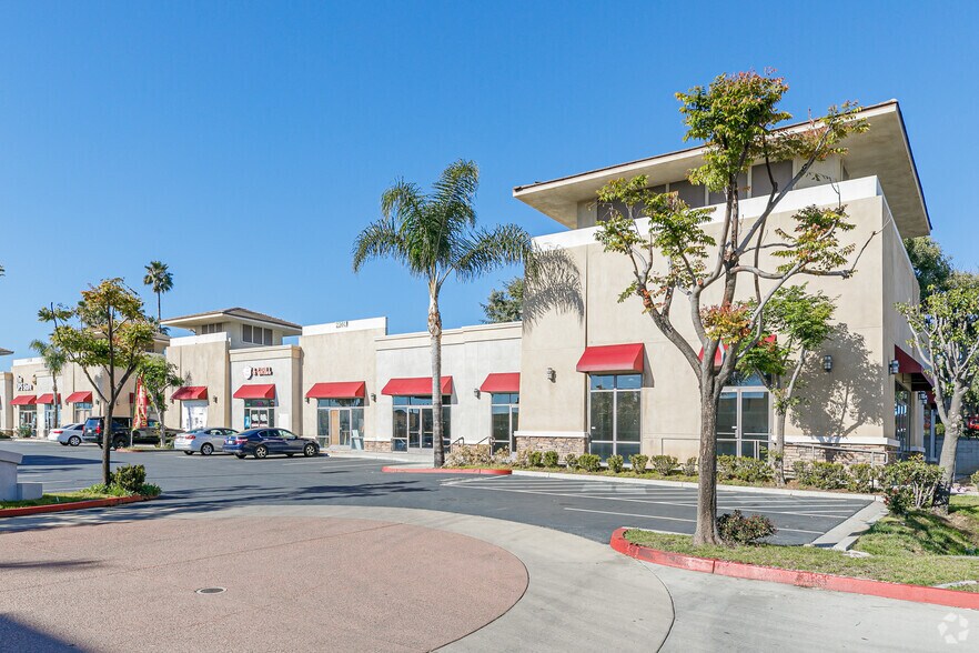 More Photos Of 2364 Roll Dr, San Diego Unknown For Lease