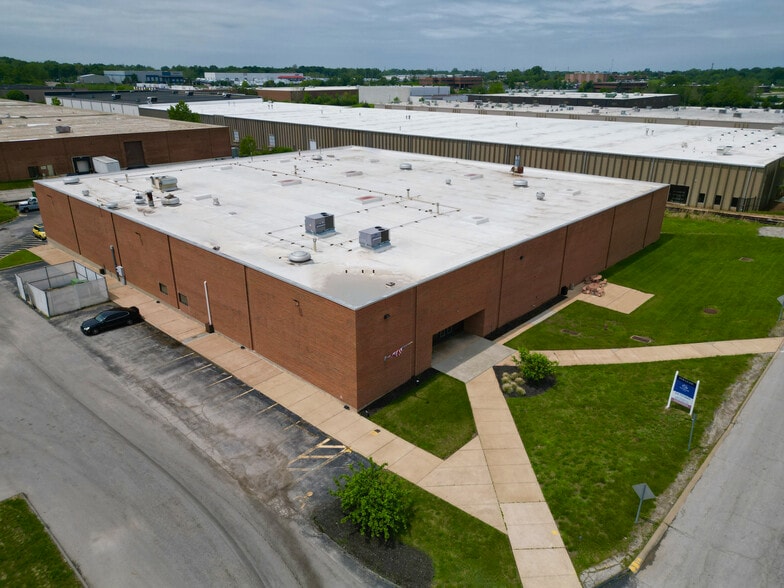 More Photos Of 560 Anglum Rd, Hazelwood Warehouse For Lease