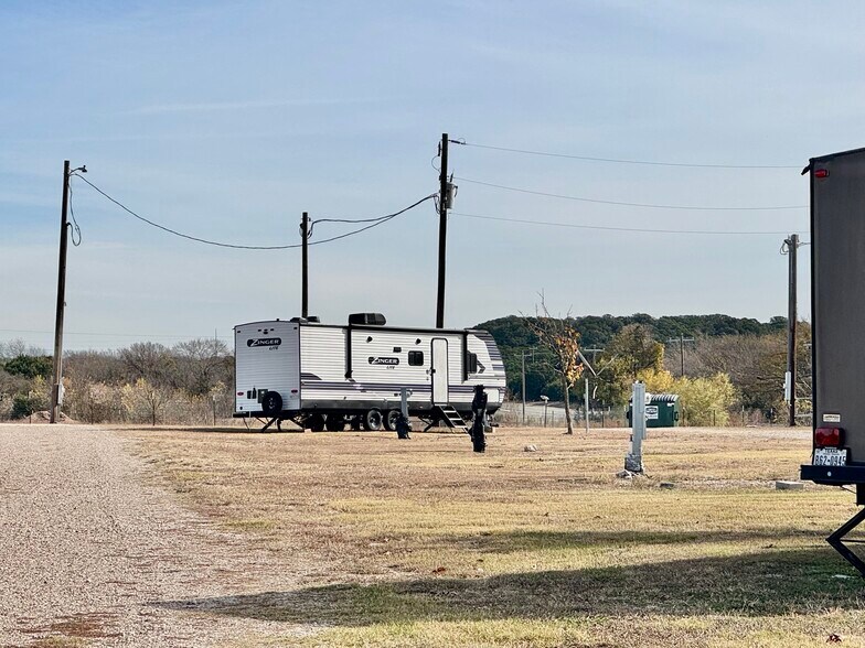 More Photos Of 8895 US-67 Hwy, Cleburne Trailer Camper Park For Sale