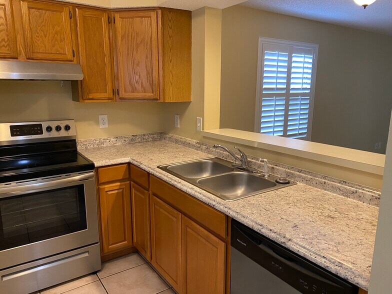 More Photos Of 1663 River Rd, Jacksonville Apartments For Lease