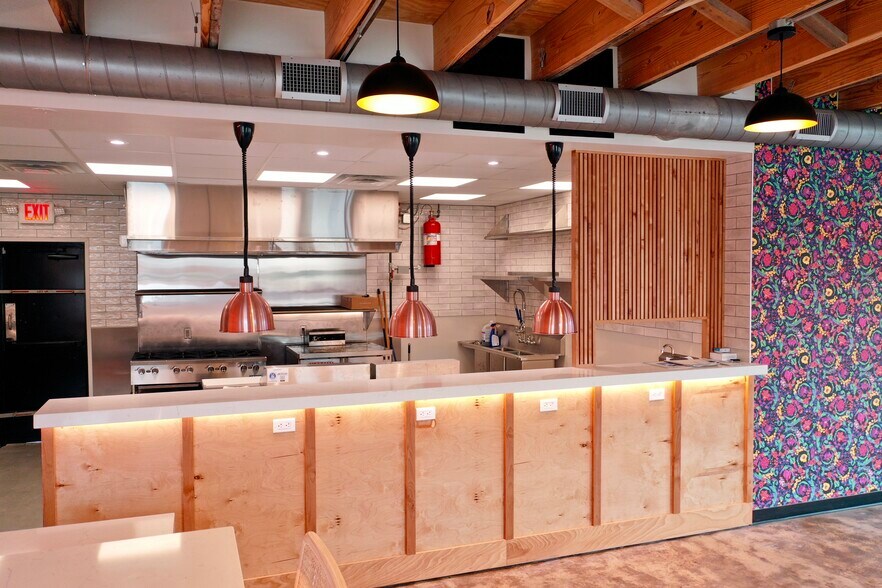 More Photos Of 1216 N Main St, Fort Worth Restaurant For Sale