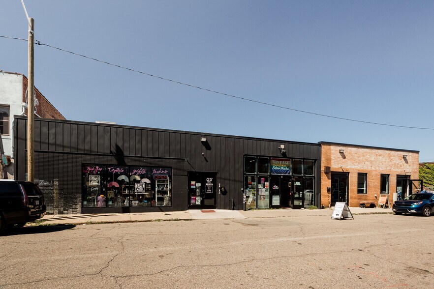 More Photos Of 1515-1525 Division St, Detroit Storefront For Sale