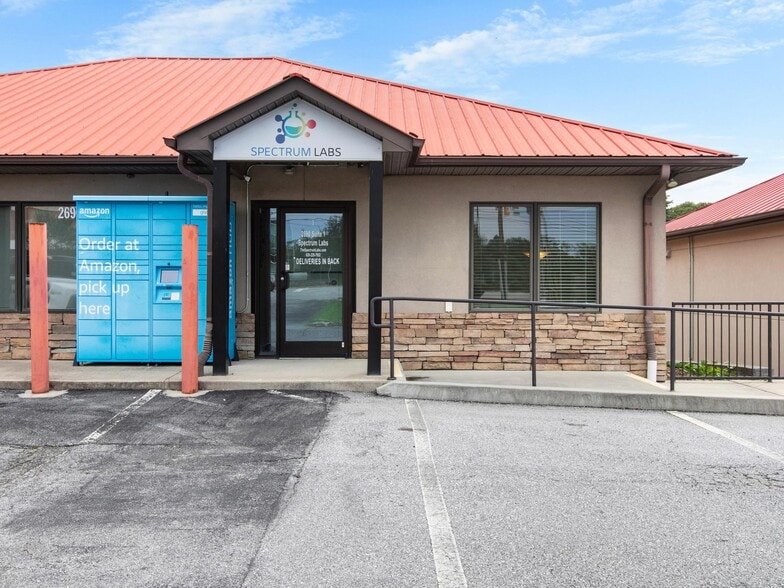 More Photos Of 2690 Hendersonville Rd, Fletcher Medical For Lease
