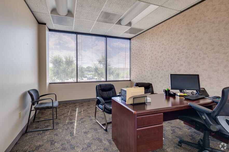 More Photos Of 1500 S Dairy Ashford Rd, Houston Medical For Lease