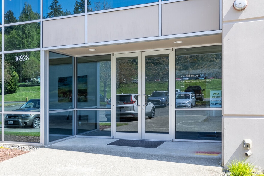 More Photos Of 16928 Woodinville Redmond Rd NE, Woodinville Unknown For Lease