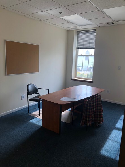 More Photos Of 9-15 Mill St, Nyack Office For Lease
