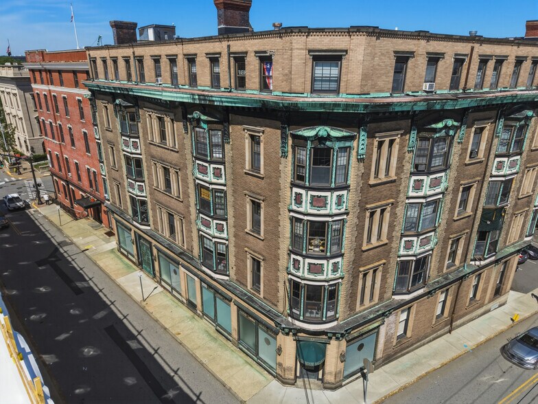 More Photos Of 35 Union St, New London Apartments For Sale