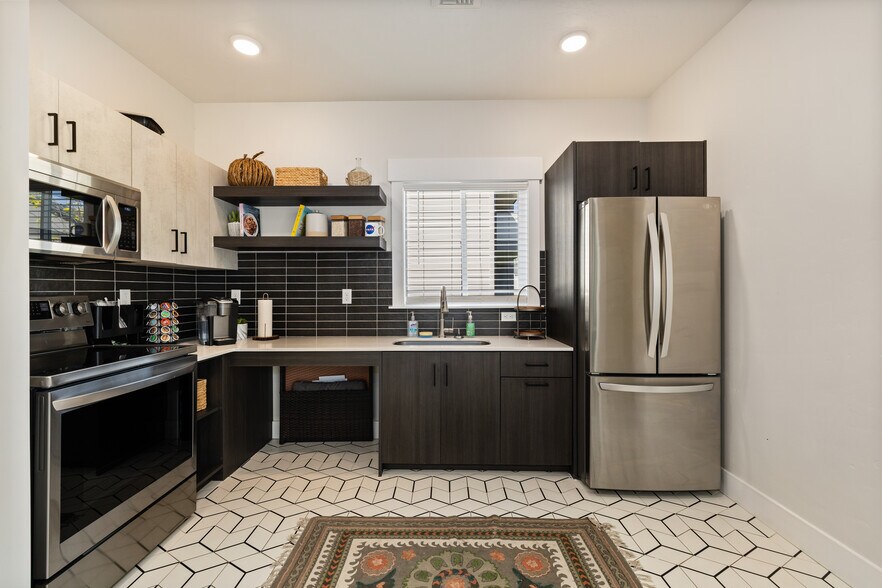 More Photos Of 10890 Blue River Ln, Nampa Apartments For Sale