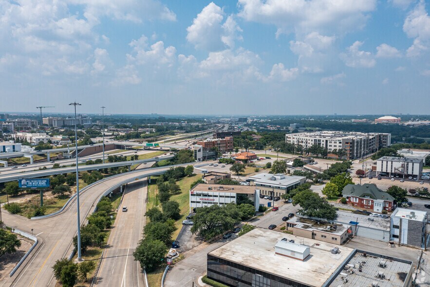 More Photos Of 1200 West Fwy, Fort Worth Office For Lease