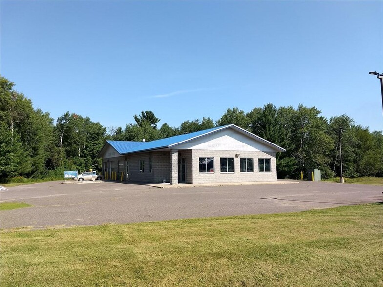 Primary Photo Of 1870 Elm St, Cumberland Freestanding For Lease