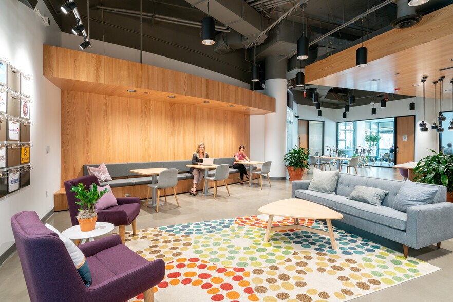 More Photos Of 4343 N Scottsdale Rd, Scottsdale Coworking Space