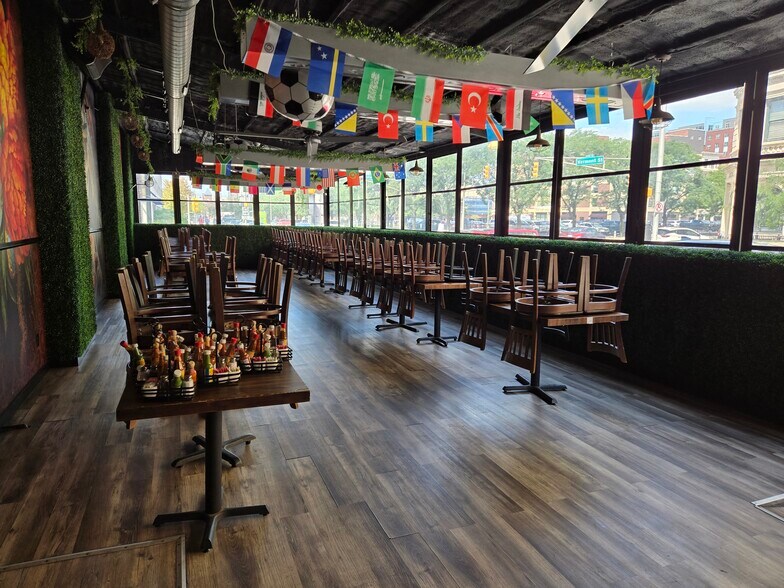 More Photos Of 365 N Illinois St, Indianapolis General Retail For Sale