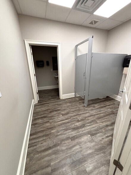 More Photos Of 629 E Forsyth St, Americus Office For Sale