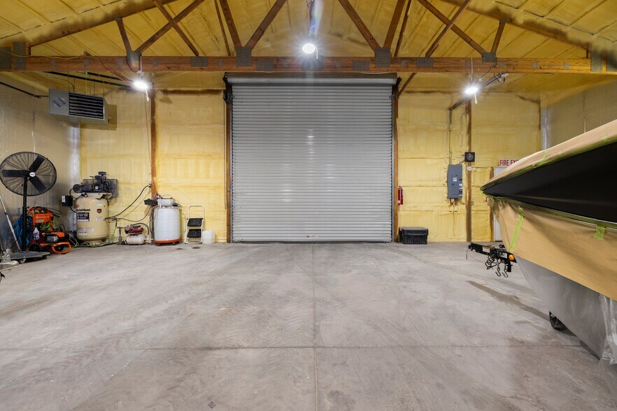 More Photos Of 11891 S East Torch Lake Dr, Alden Freestanding For Sale
