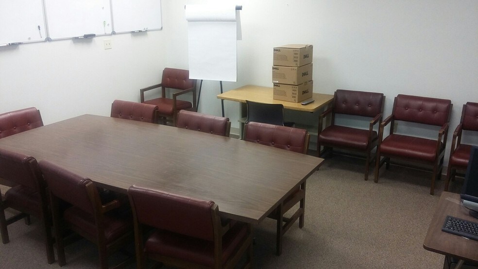 More Photos Of 4416 S US 301, Bushnell Medical For Sale