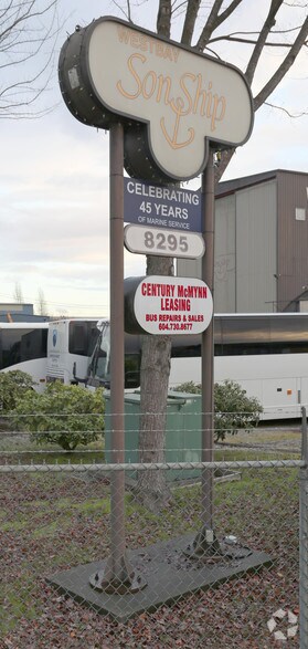 More Photos Of 8261-8295 River Rd, Delta Manufacturing For Lease