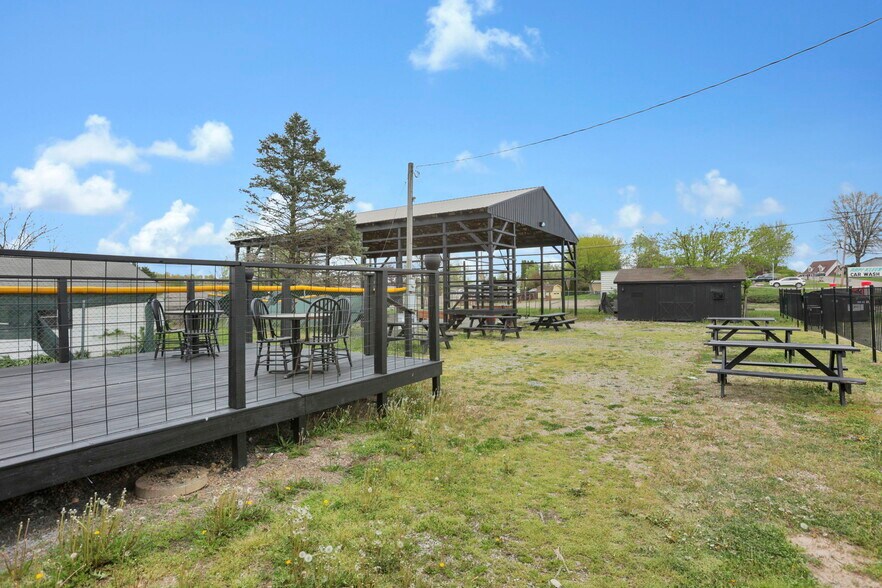 More Photos Of 609 Mill St, New Lexington Restaurant For Sale