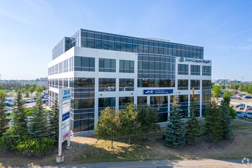 More Photos Of 2618 Hopewell Pl NE, Calgary Office For Lease