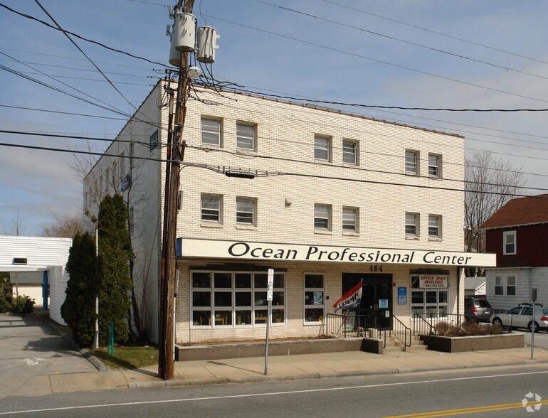 More Photos Of 464 Ocean Ave, New London Office For Sale