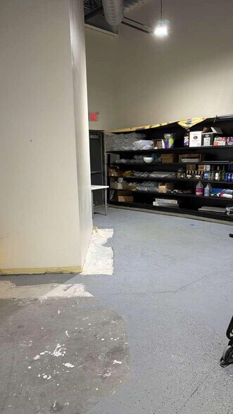 More Photos Of 1800 N Stonebridge Dr, McKinney General Retail For Lease